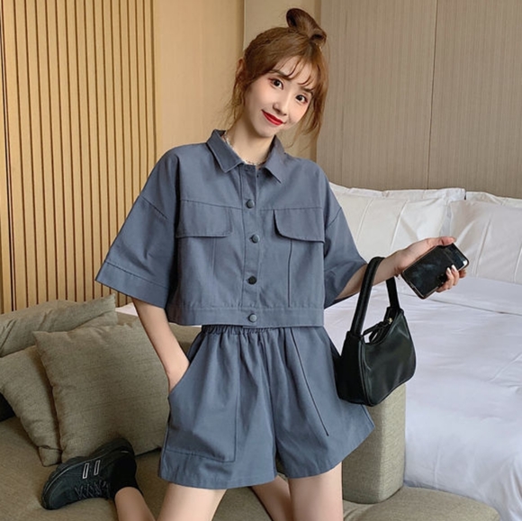 Blue shorts short sleeve shirt set - Picture 6 of 11